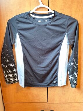 Xersion Black & White Long-Sleeve Performance Tee for Kids